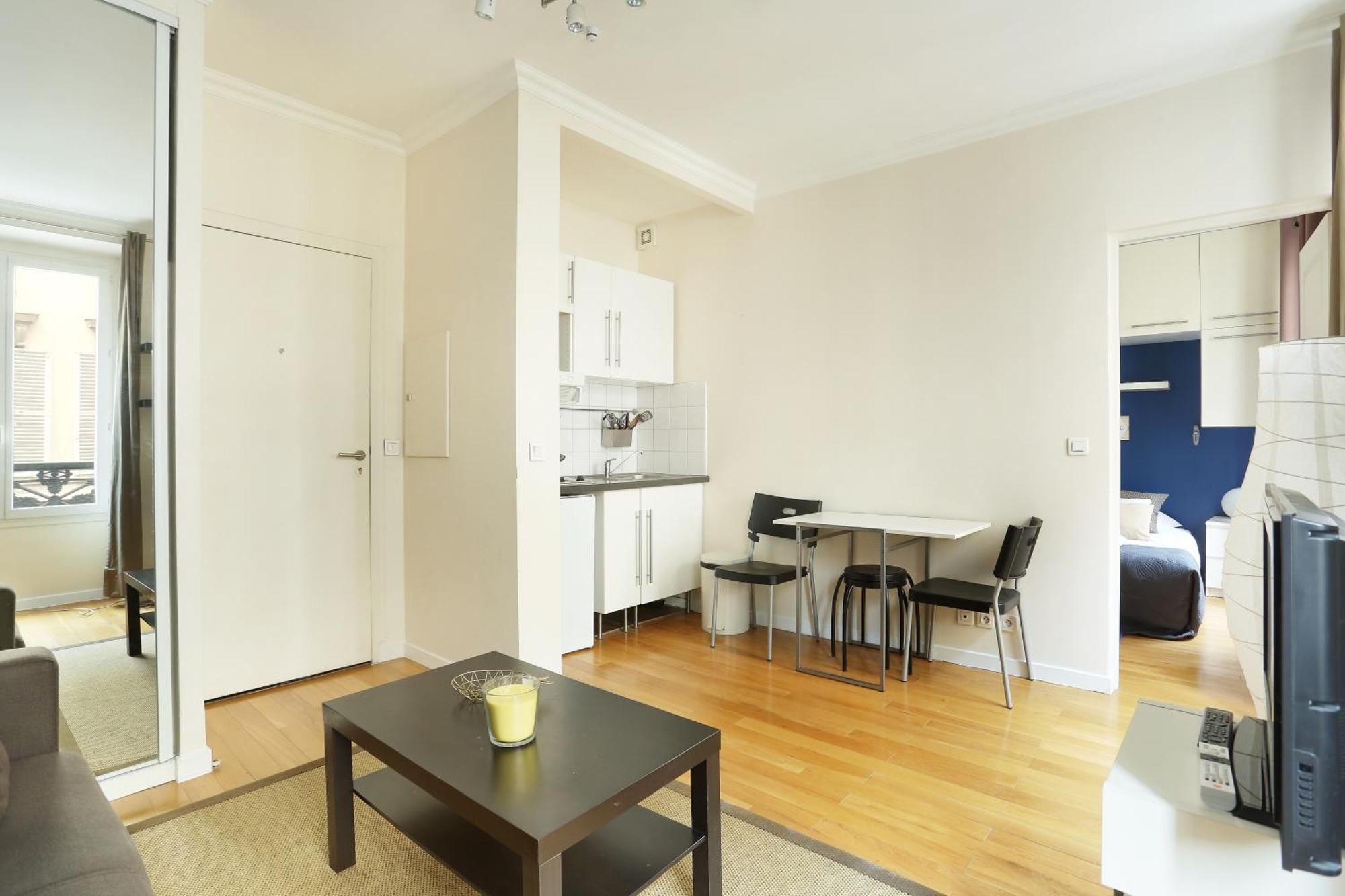 Pick A Flat'S Apartments In Batignolles - Rue Biot Parigi Esterno foto
