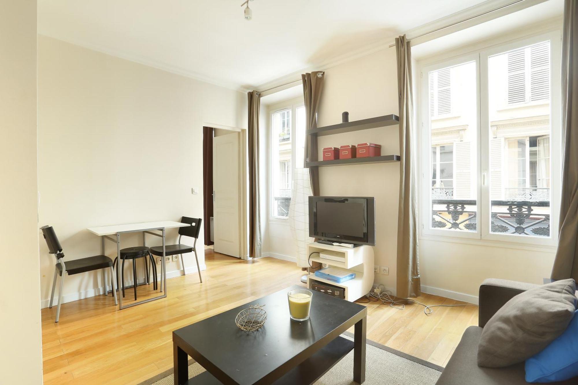 Pick A Flat'S Apartments In Batignolles - Rue Biot Parigi Esterno foto